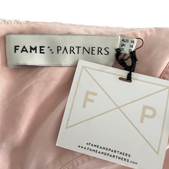 NWT Fame and Partners Lace Up Halter Crop Top Size 10 - Picture 4 of 6